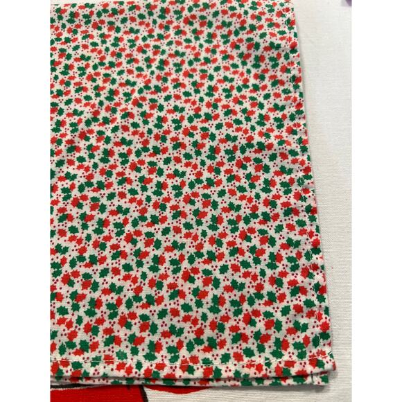 Red Holly Christmas Cloth Napkins Set of 4 - Picture 3 of 6